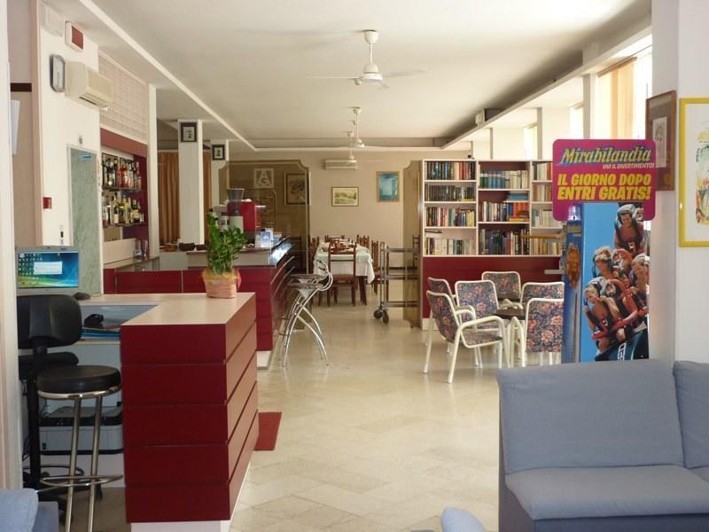 Hotel Gemma Римини Экстерьер фото