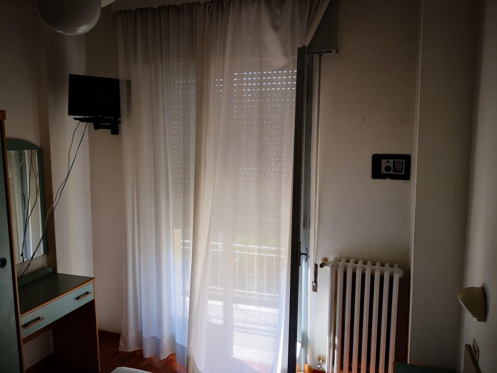 Hotel Gemma Римини Экстерьер фото