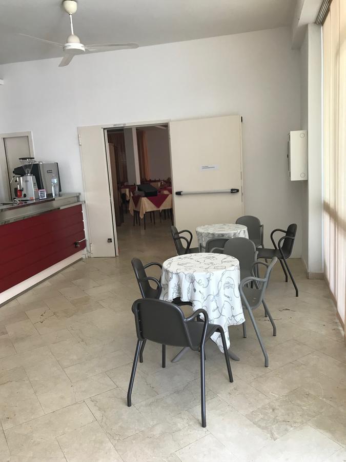 Hotel Gemma Римини Экстерьер фото
